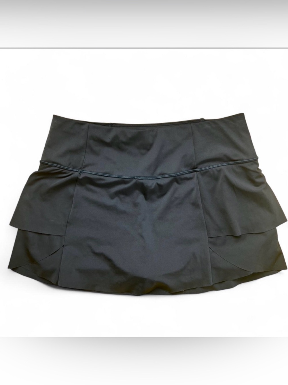 Athleta Swagger Ruffle Athletic Skort Black Medium
